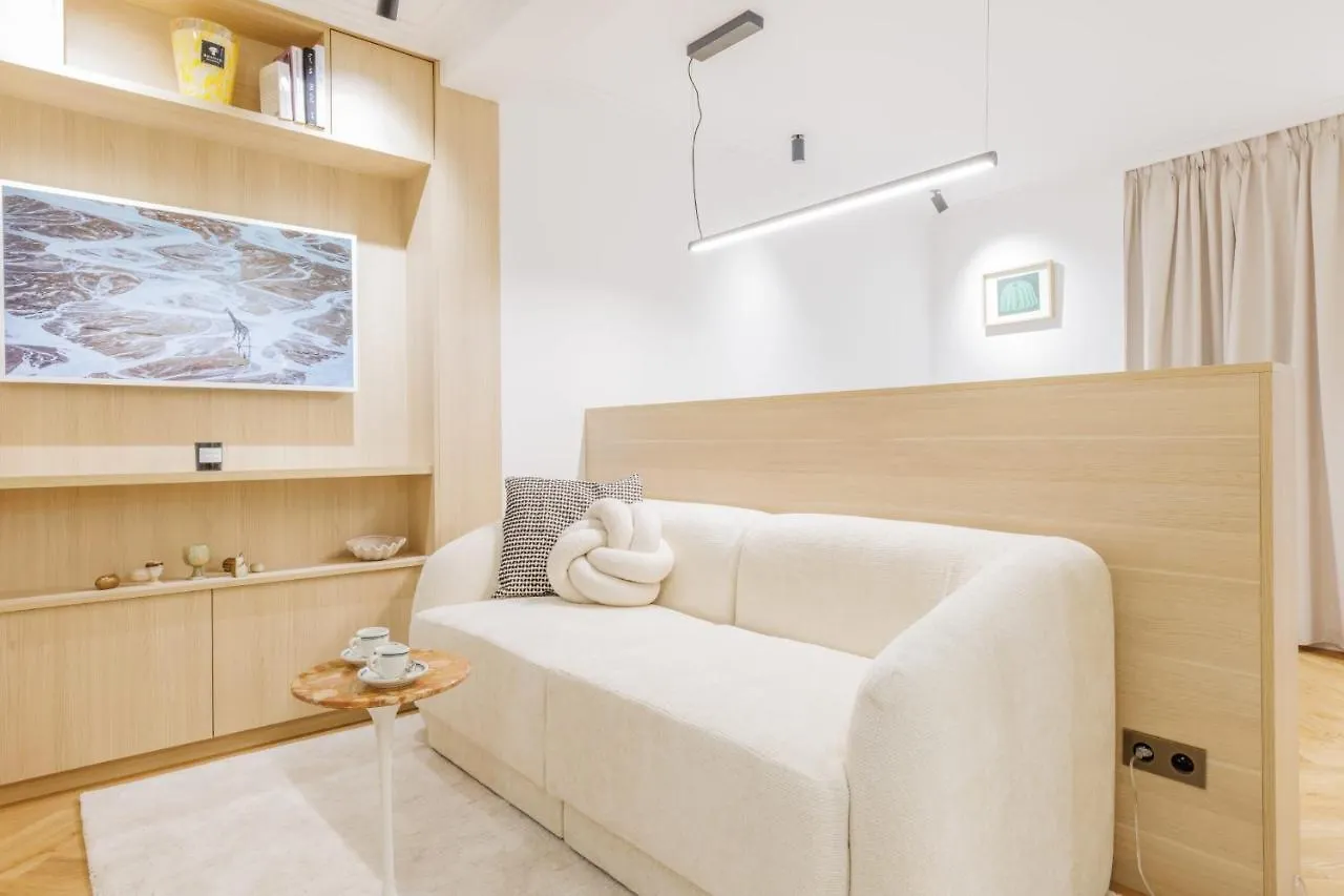 Superb Studio 2P Paris 17Eme Apartment France